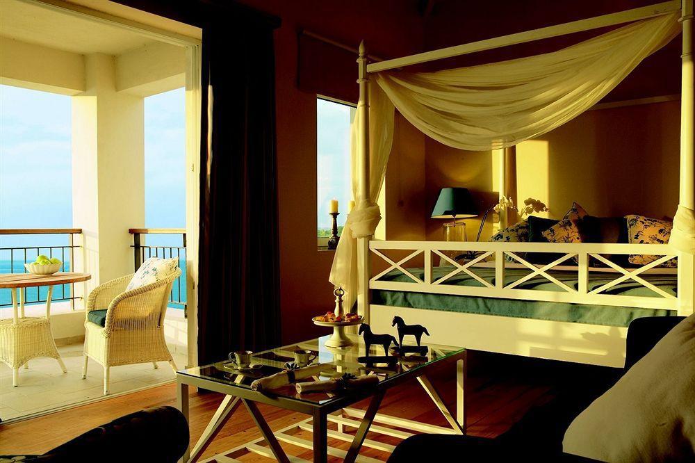 เกรโซเต็ล โอลิมเปีย โอเอซิส Hotel ลูตราคิลลินิส ภายนอก รูปภาพ